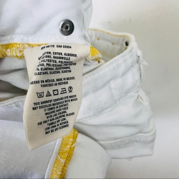 Anthropologie Pilcro Letterpress Stet Off White Distressed Jean Denim Shorts 26 - Picture 13 of 13